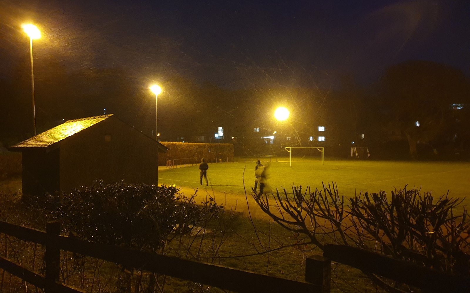 Running club at night, cover for Running community